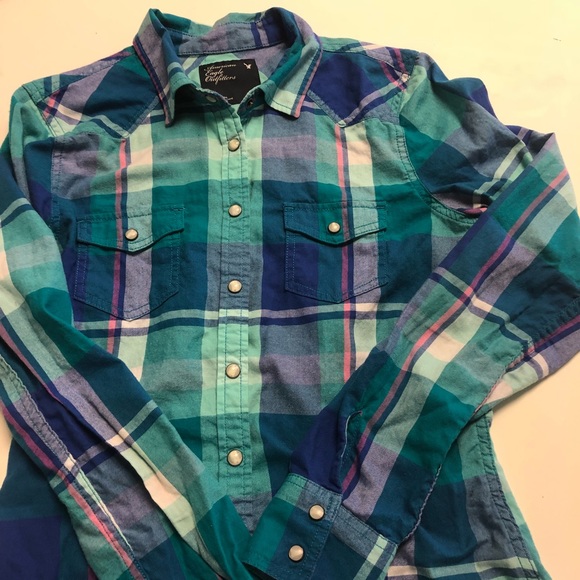 🔥AMERICAN EAGLE Button Top - Picture 5 of 7